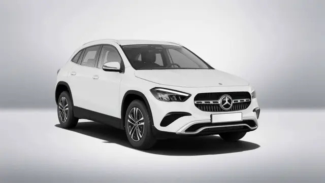 کفپوش چرمی پنج بعدی بنز GLA 200